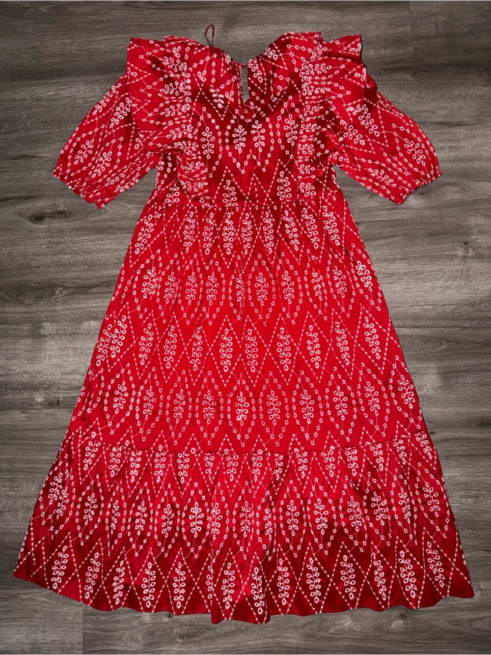 ZARA DRESS WITH CUTWORK EMBROIDERY PUFF SLEEVES MIDI RED - Picture 2 of 15